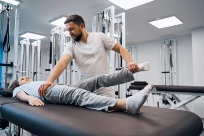 What to Know About Treatment From Sciatica Specialists