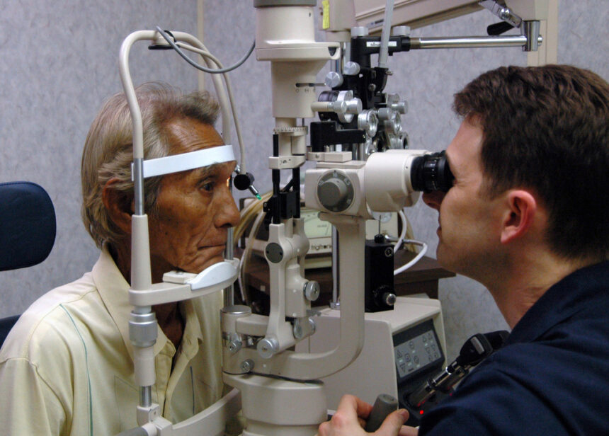 Signs You Need To Visit an Ophthalmologist