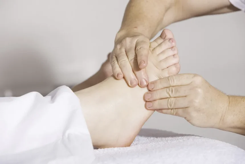 Understanding the Connection Between Flat Feet and Other Health Issues